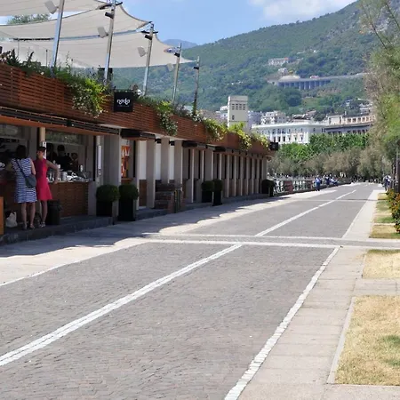 Salsedine Sea View Bed & Breakfast 4*