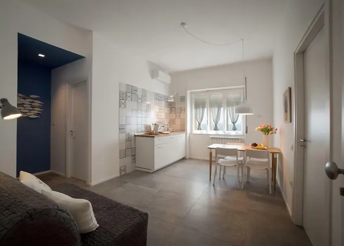 Salsedine Sea View 4*